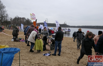 Pierwszy Charytatywny Zlot Morsów i Foczek w Lginiu