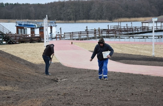 Budowa nowej plaży na ostatniej prostej