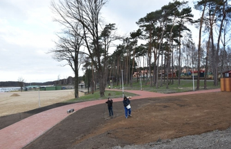 Budowa nowej plaży na ostatniej prostej