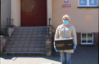 Gmina Szlichtyngowa zakupiła laptopy dla uczniów