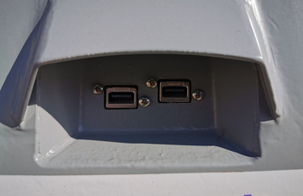 Nowoczesna ekologiczna ławeczka na rynku