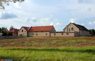 Ostatni dom w mieście - wschód