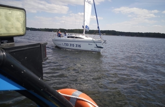 Policyjni wodniacy wspólnie z RWS dbają o bezpieczeństwo