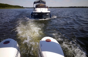 Policyjni wodniacy wspólnie z RWS dbają o bezpieczeństwo