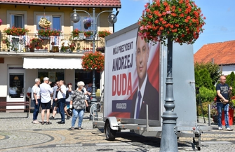Politycy PiS w Sławie FILM