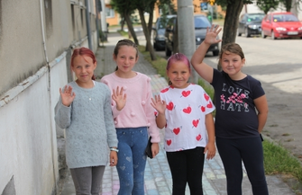 Tęczowy chodnik na Stablewskiego