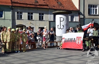 Starosta na obchodach 76.rocznicy Wybuchu Powstania Warszawskiego