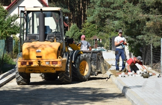 Pierwsze metry kostki w Lubogoszczy