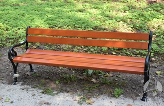 Ławki dotarły do Parku Miejskiego