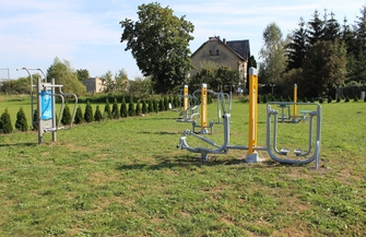Nowy plac zabaw i siłownia w Jędrzychowicach ZDJĘCIA