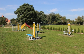 Nowy plac zabaw i siłownia w Jędrzychowicach ZDJĘCIA