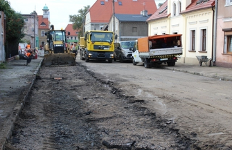 Ruszyły prace remontowe na ul. Pułaskiego ZDJĘCIA