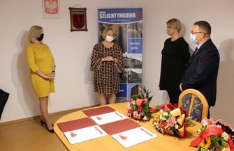 Burmistrz spotkała sięz dyrektorami szkół ZDJĘCIA