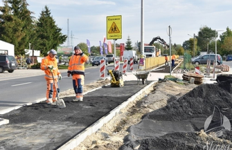 Kolejne metry kostki ułożone