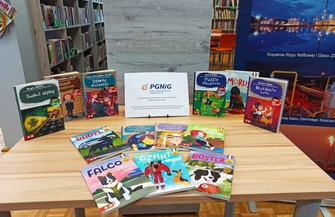 Zakup książek w ramach współpracy z PGNiG SA.
