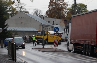 TIR uderzyłw ścianęmarketu ZDJĘCIA