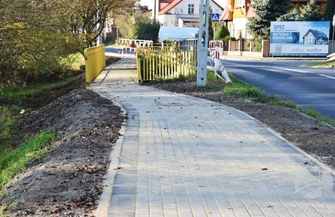 Chodnik na Henryka Pobożnego gotowy