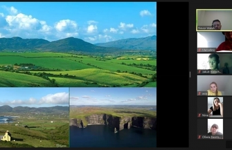 Rodowity Irlandczyk na lekcji w Zanie