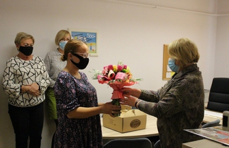 Życzenia dla pracowników Miejsko-Gminnego Ośrodka Pomocy Społecznej