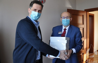 Kolejny sprzęt trafi do uczniów