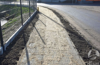 W Ciosańcu wyłożyli kostkę