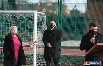 Boisko lekkoatletyczne przy 1 LO uroczyście otwarte