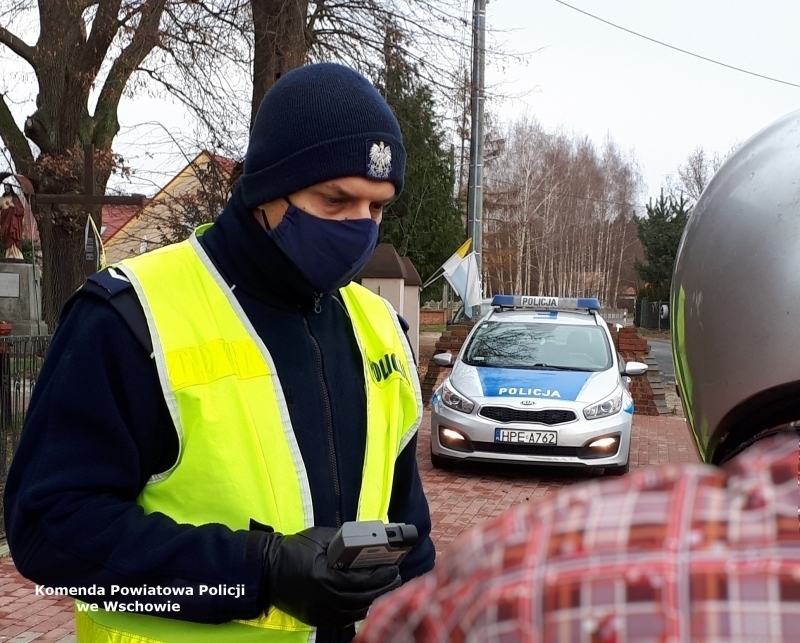 Pijany motocyklista uciekał przed policjantami