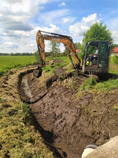 Prace melioracyjne na terenie Gminy Szlichtyngowa ZDJĘCIA