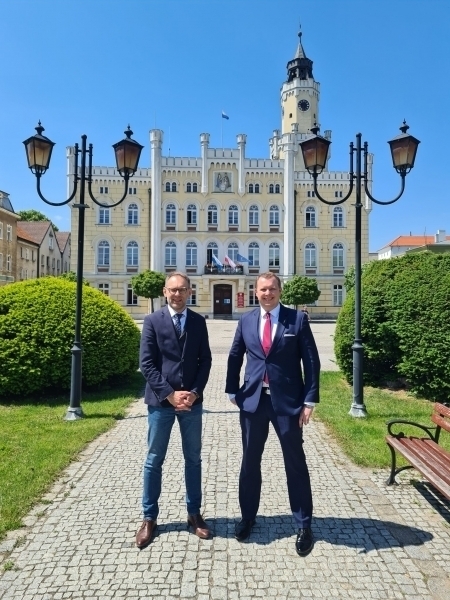 Poseł Krystian Kamiński spotkał się z burmistrzami Wschowy i Sławy