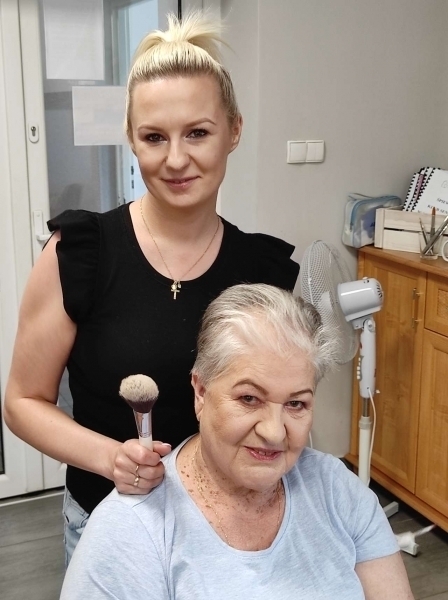 Pokaz makijażu w Klubie Senior ZDJĘCIA