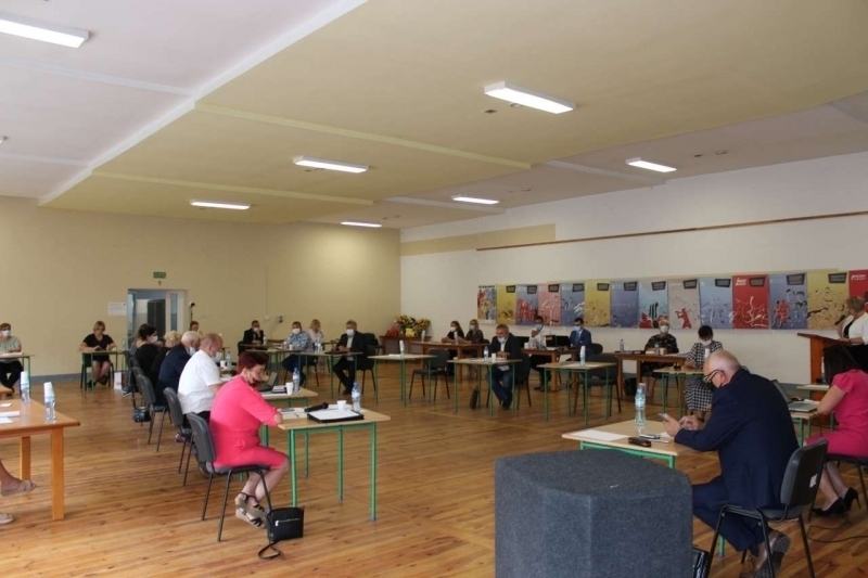Burmistrz Wielgus z wotum zaufania i absolutorium ZDJĘCIA