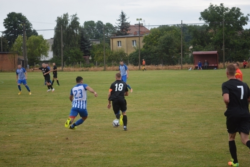 Podział punktów w derbach ZDJĘCIA