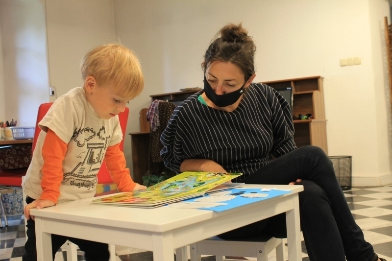 Wakacyjne spotkania w bibliotecznym Klubiku Maluszka ZDJĘCIA