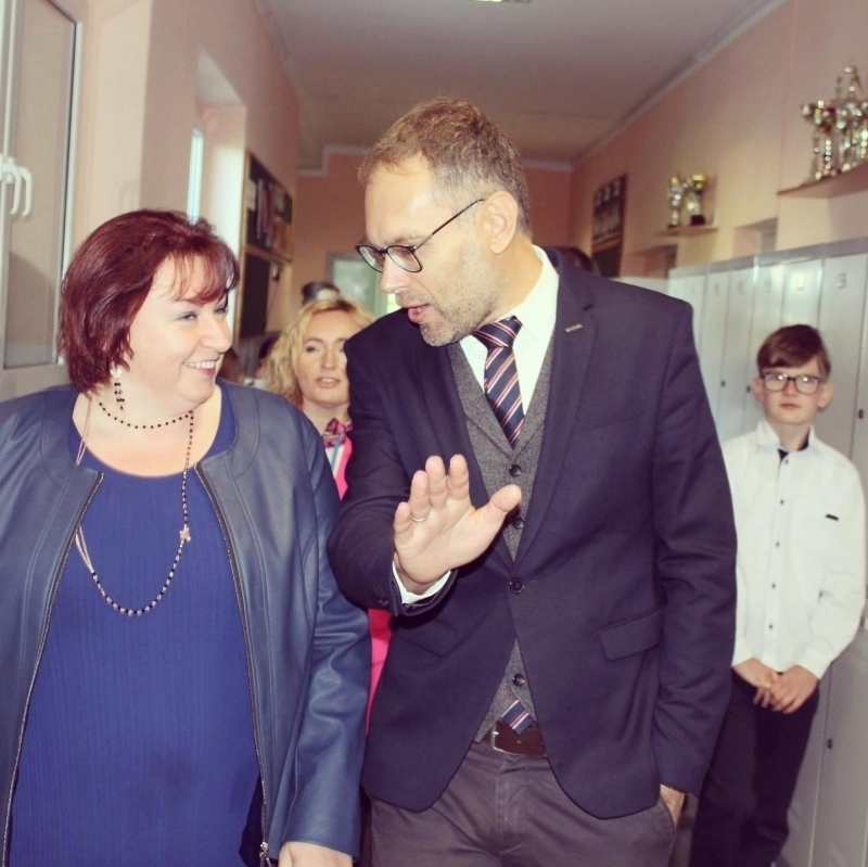 Rozpoczęcie roku szkolnego w Osowej Sieni ZDJĘCIA