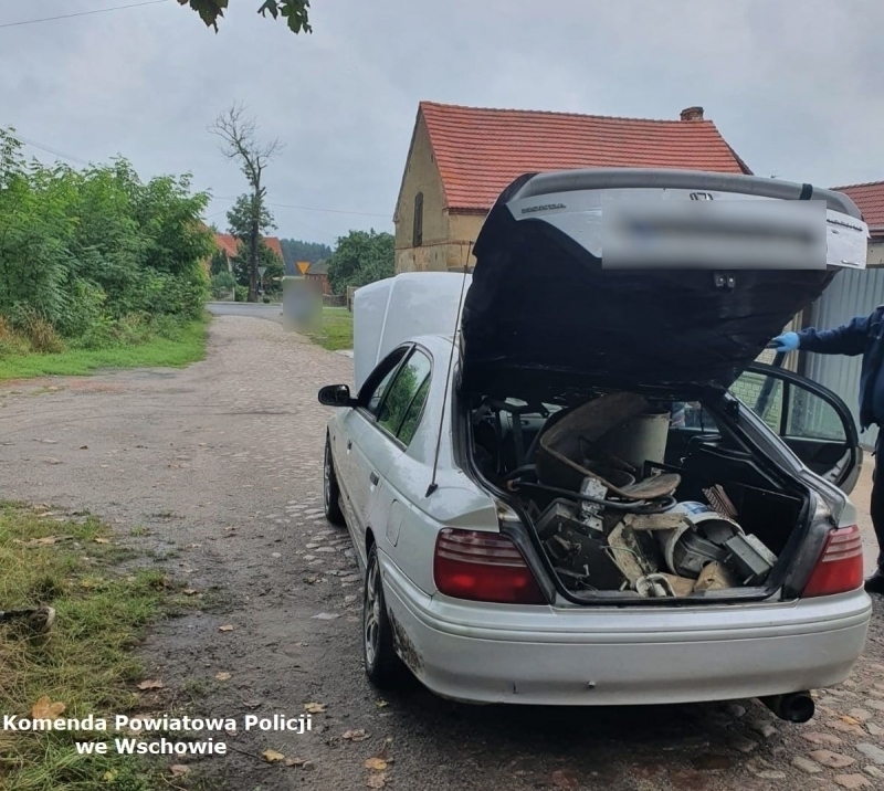 Notoryczni włamywacze zatrzymani przez wschowskich policjantów