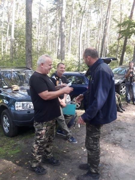Zdjęcie 1: M. Strzałkowski zwycięzcą zawodów wędkarskich w Lginiu (ZDJĘCIA)
