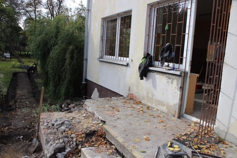 W budynku przy ul. Garbarskiej ruszył remont ZDJĘCIA