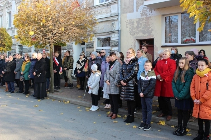 Narodowe Święto Niepodległości w Szlichtyngowej ZDJĘCIA