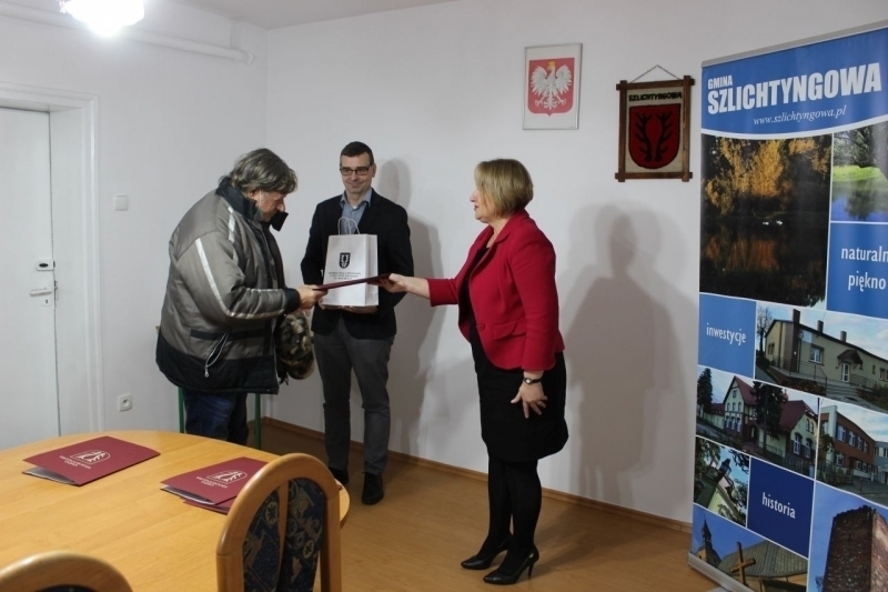 Wręczono podziękowania pracownikom interwencyjnym