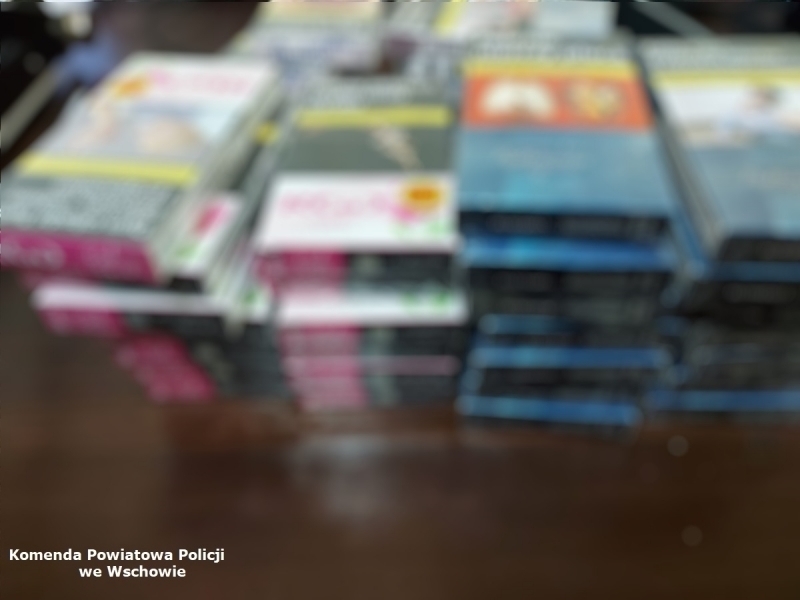Mikołajkowi włamywacze ustaleni przez wschowskich policjantów towar odzyskany