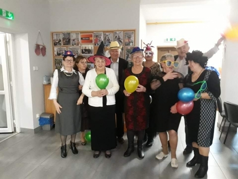 Andrzejki w Klubie Senior w Szlichtyngowej ZDJĘCIA