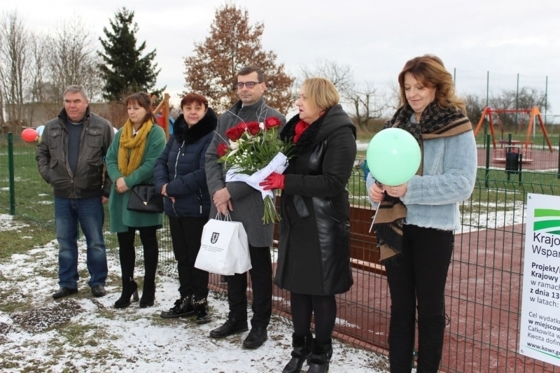 Otwarcie placu zabaw w Kowalewie ZDJĘCIA