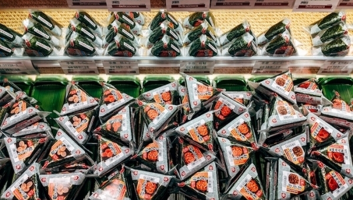 Jak powstają opakowania z tworzyw sztucznych do żywności?