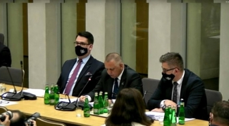 Marian Banaś składa wyjaśnienia przed komisją sejmową