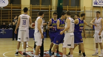 Pod koszem bez zmian 