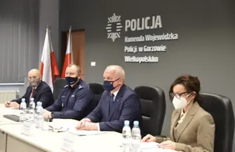 Odprawa roczna policji