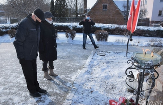 Na nieludzką ziemię w bydlęcych wagonach