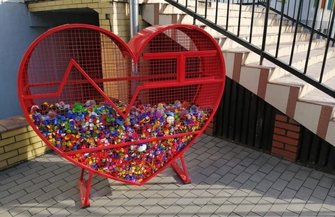 Nowe serce na nakrętki we Wschowie.