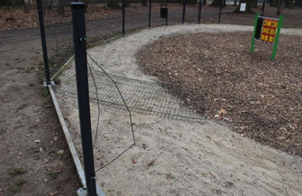 Kolejny akt wandalizmu w Parku Górczyńskim ZDJĘCIA