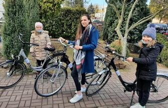 Rowery i pralka dla Domu Dziecka w Sławie